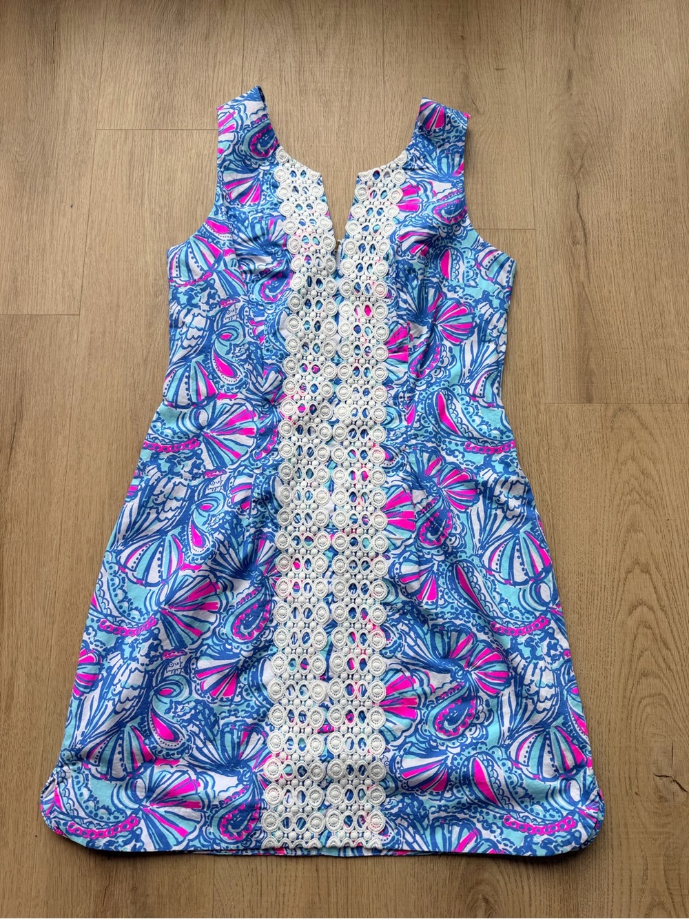 Lilly Pulitzer for Target Blue & Pink Sleeveless Shift Dress with Lace Panel